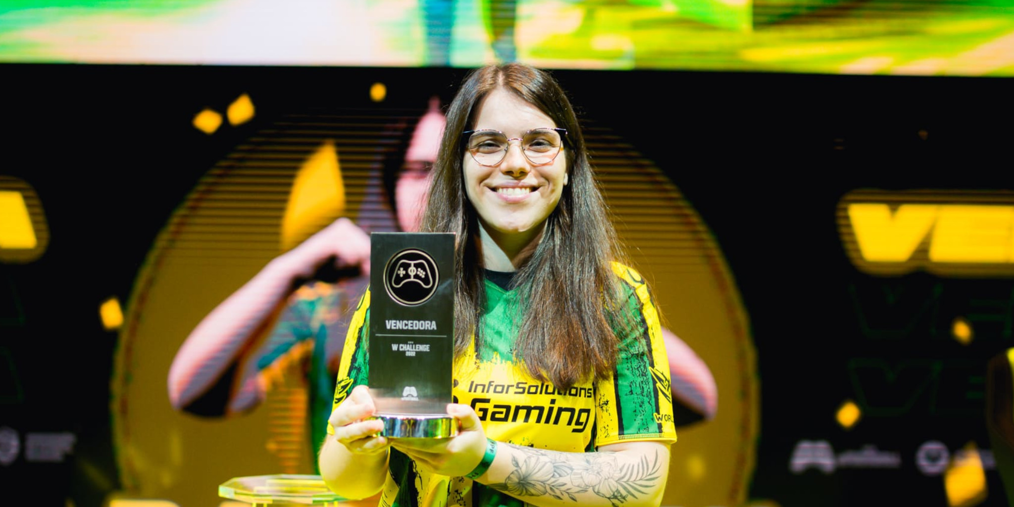 #ILikeYouLike: Raquel Martinho é bicampeã nacional de FIFA, mas considera a competição de eSports um hobby