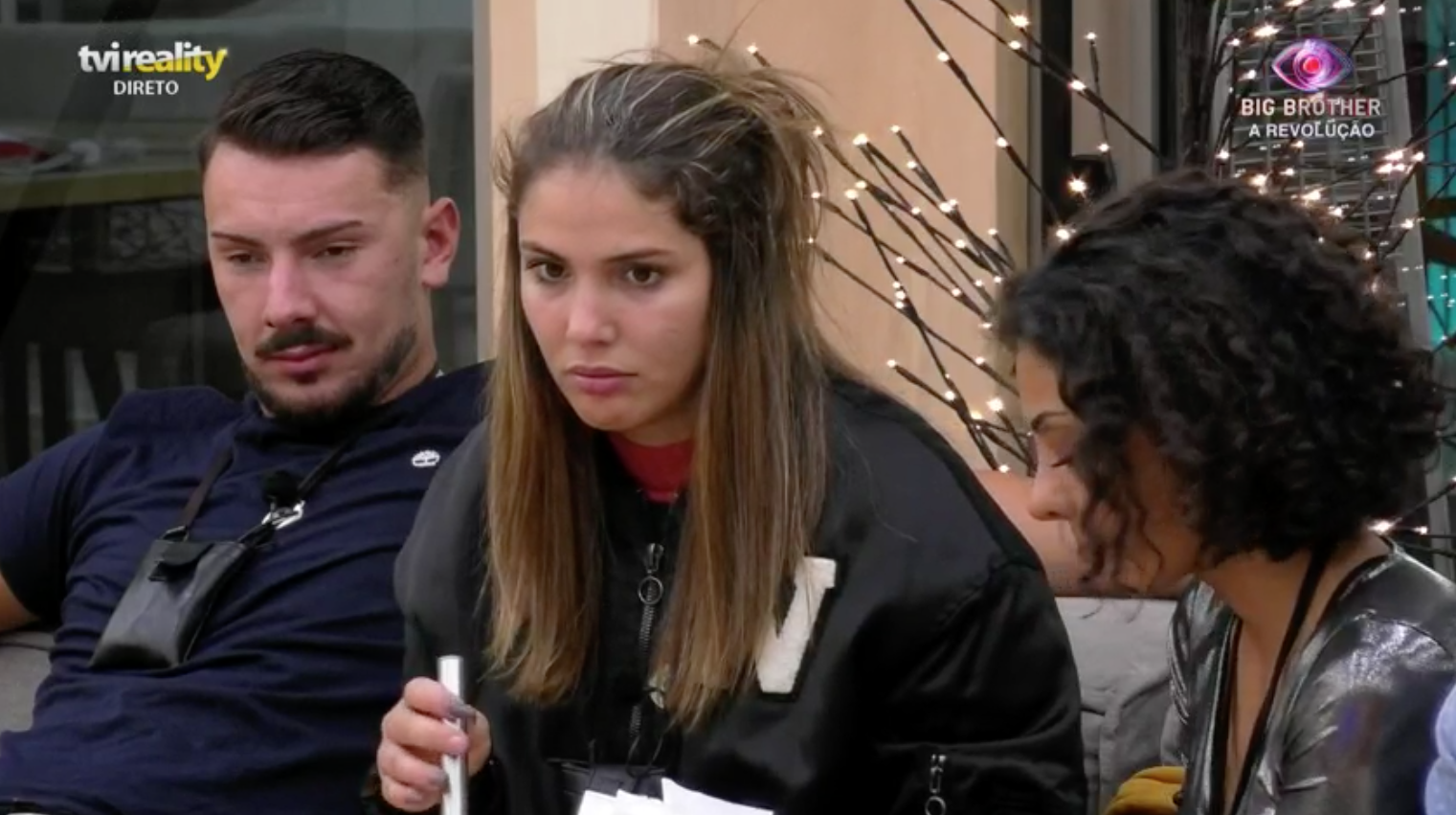 Concorrentes surpreendidos com prova semanal. “E quem não sabe tricotar?”