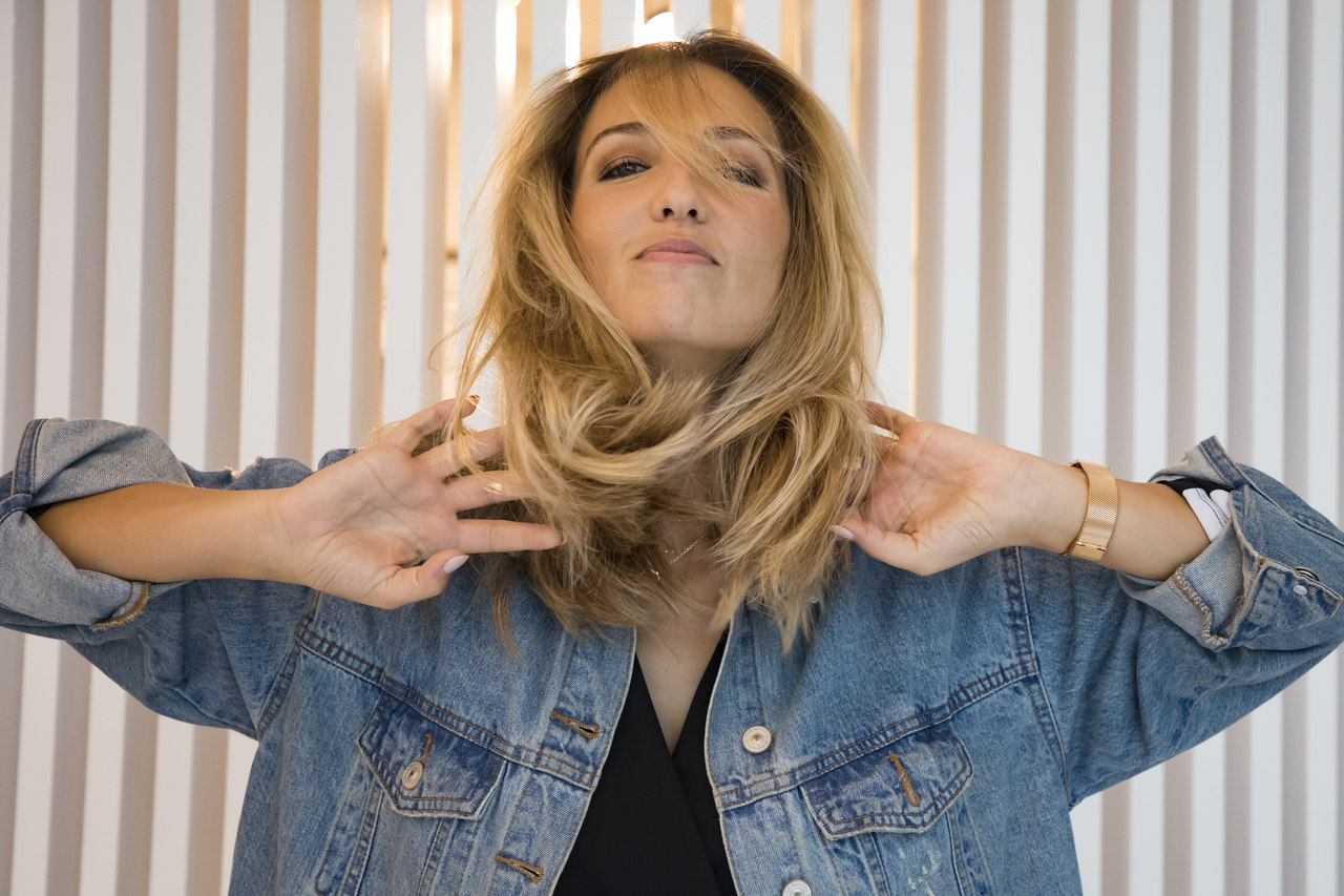 Quantos centímetros de cabelo consigo ganhar em três meses?