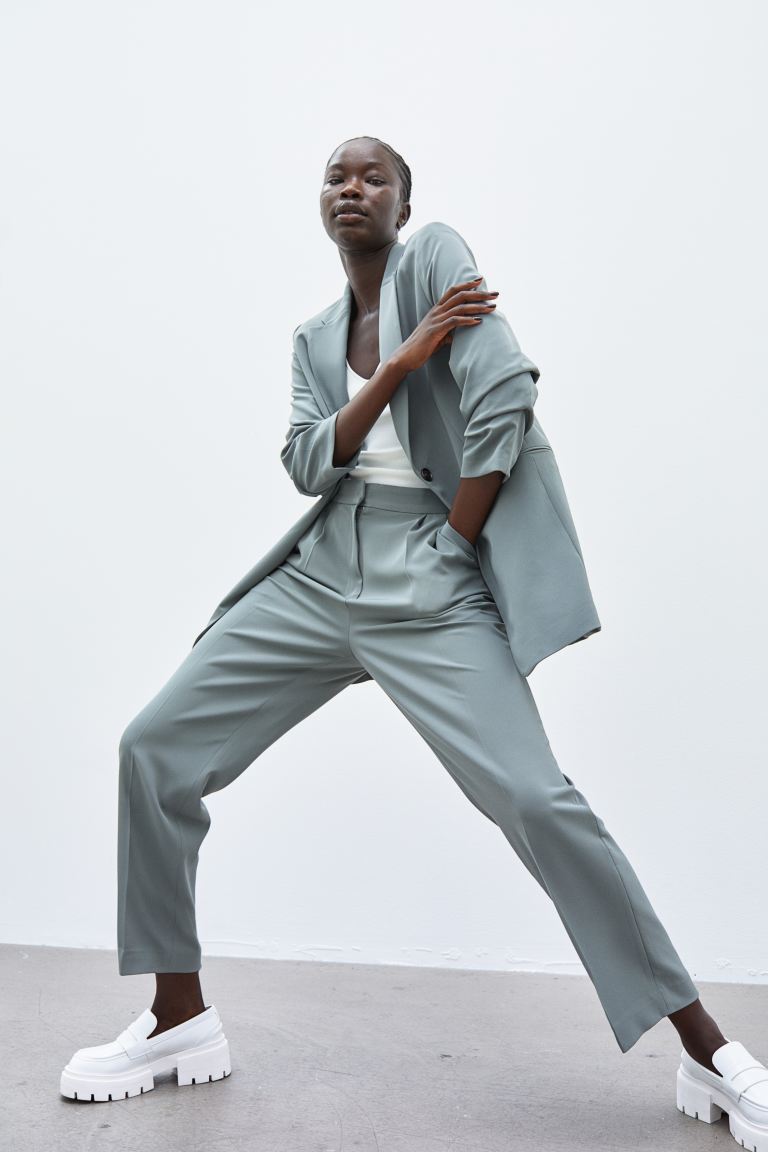 10 pares de calças perfeitos para regressar cheia de pinta ao trabalho (a partir de 12,99€)