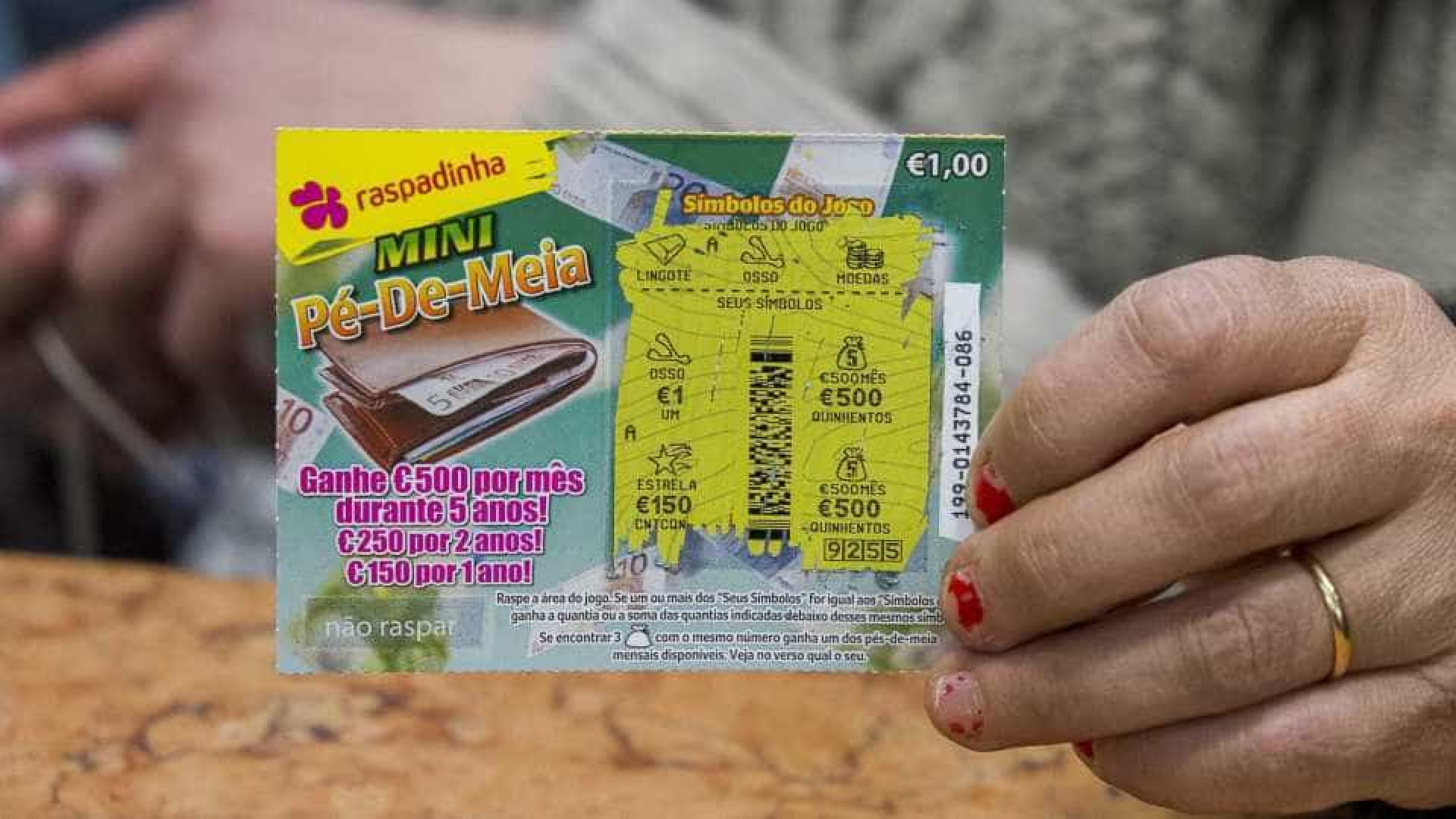 Viana do Castelo. Ganhou 288 mil euros numa raspadinha e pagou as bebidas a toda a gente no café