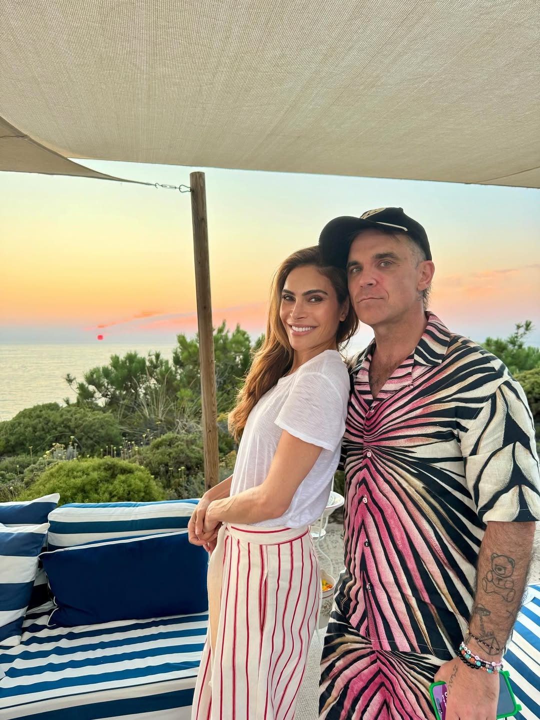 Robbie Williams esteve a passar férias em Portugal. Veja as fotos e saiba por onde andou o cantor