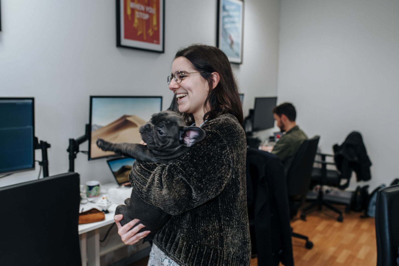 5 bons motivos que o vão fazer querer levar o cão para o trabalho