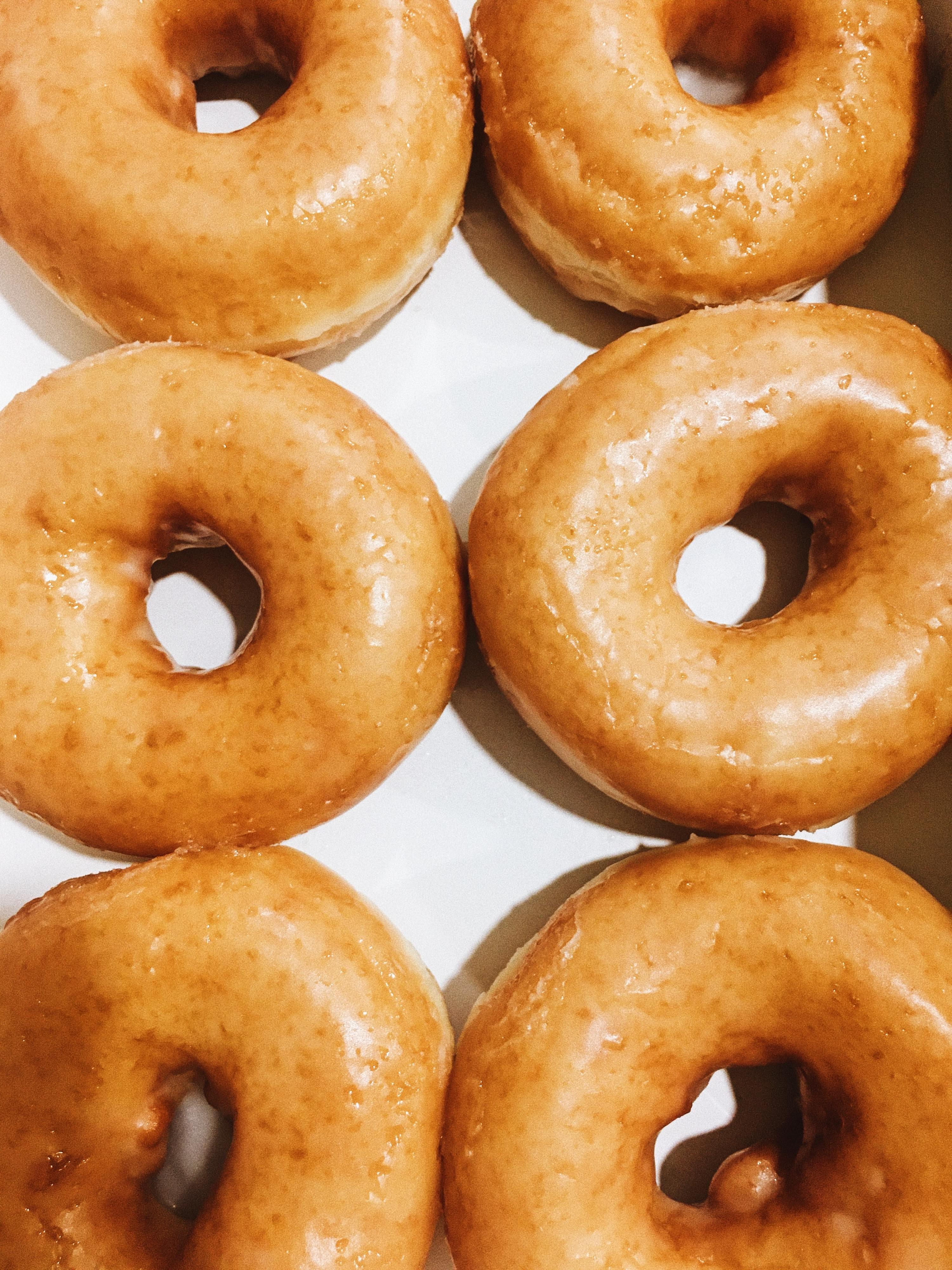 Fãs de Donuts, os gelados do bolo já estão à venda em Portugal (e em promoção)