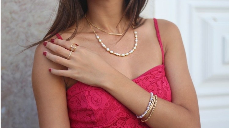 Porque é que as pérolas são um básico obrigatório