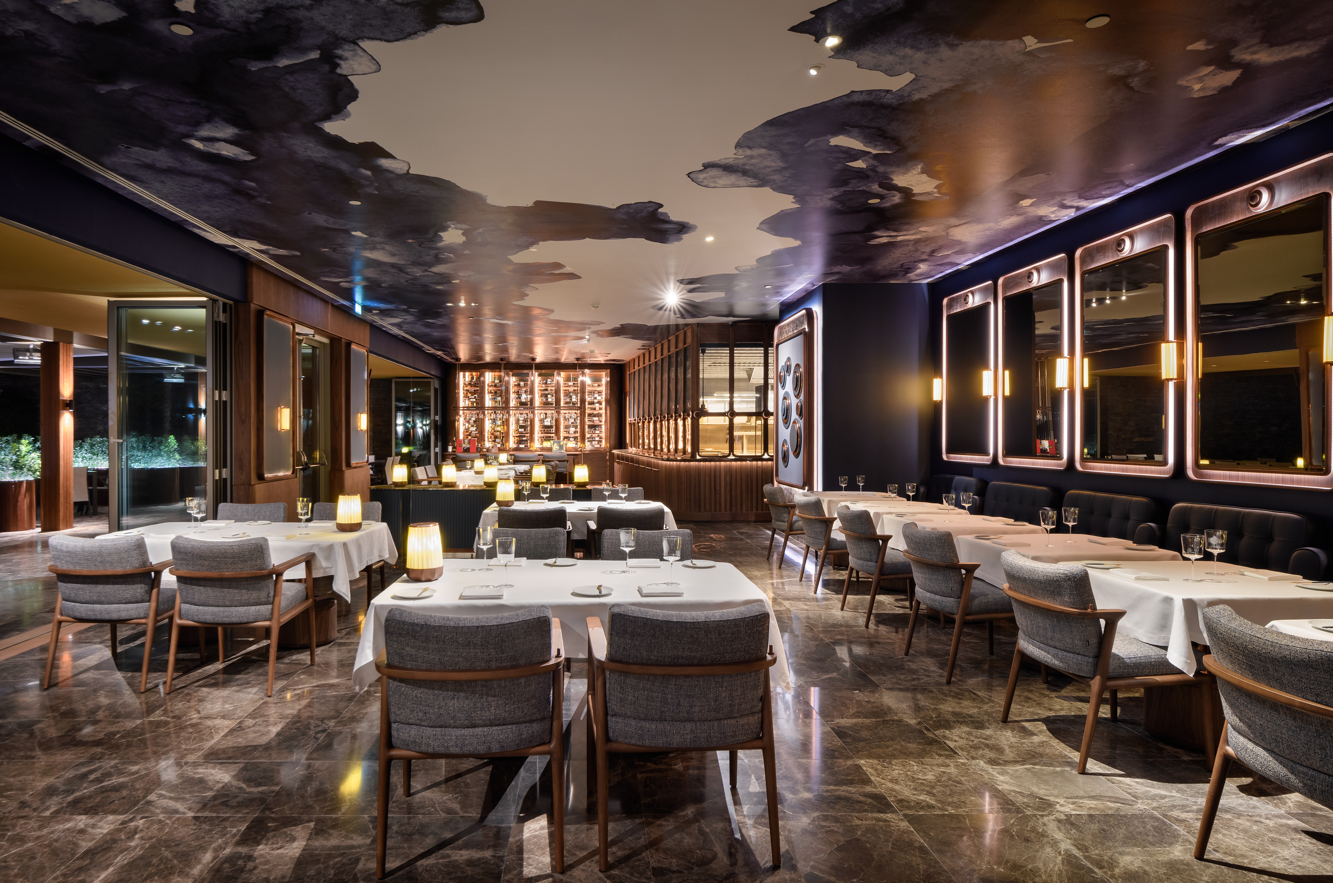 Este jantar delicioso do Al Quimia vai levá-lo até ao fundo do mar. Saiba quanto custa a experiência