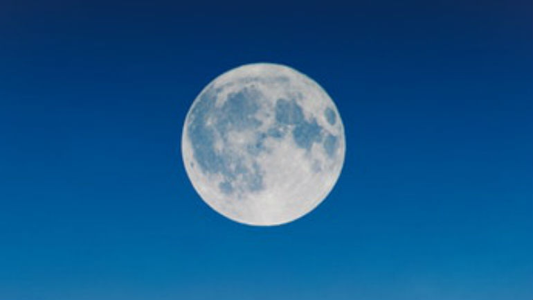 Sabia que a lua tem a forma de um limão? 11 factos incríveis sobre o satélite