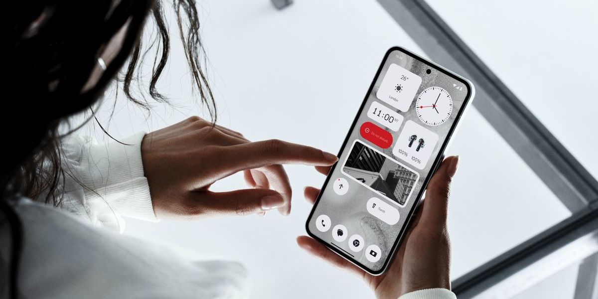Phone 2a da Nothing ainda não foi revelado, mas já circulam imagens que deixam antever o seu aspecto