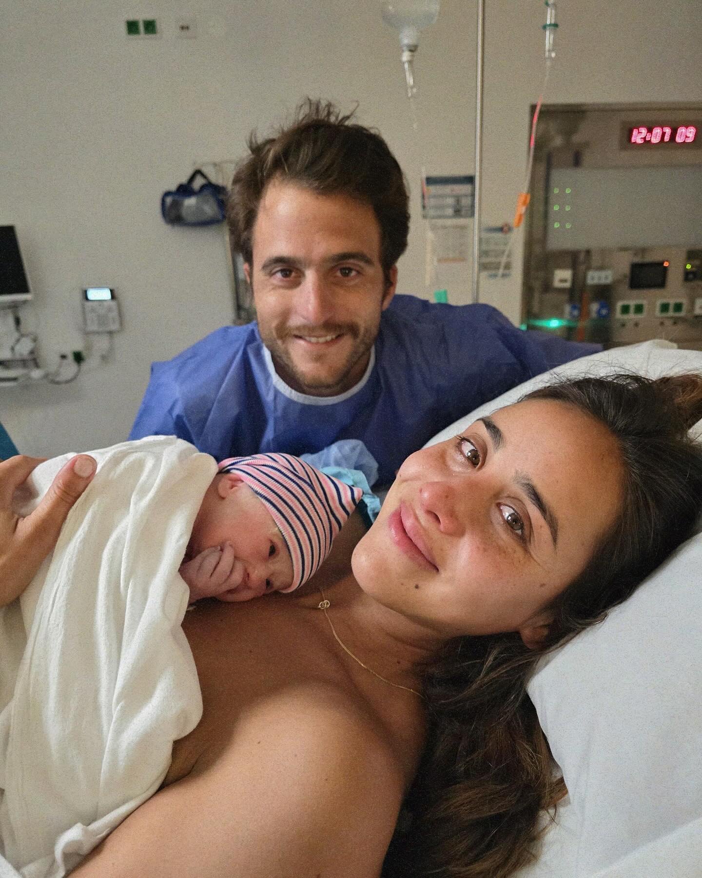 Tiago Teotónio Pereira e Rita Patrocínio já têm a segunda filha nos braços. Saiba qual foi o nome escolhido