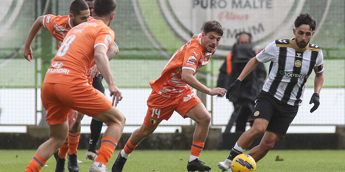 Nacional derrota Famalicão com golo aos 90+4