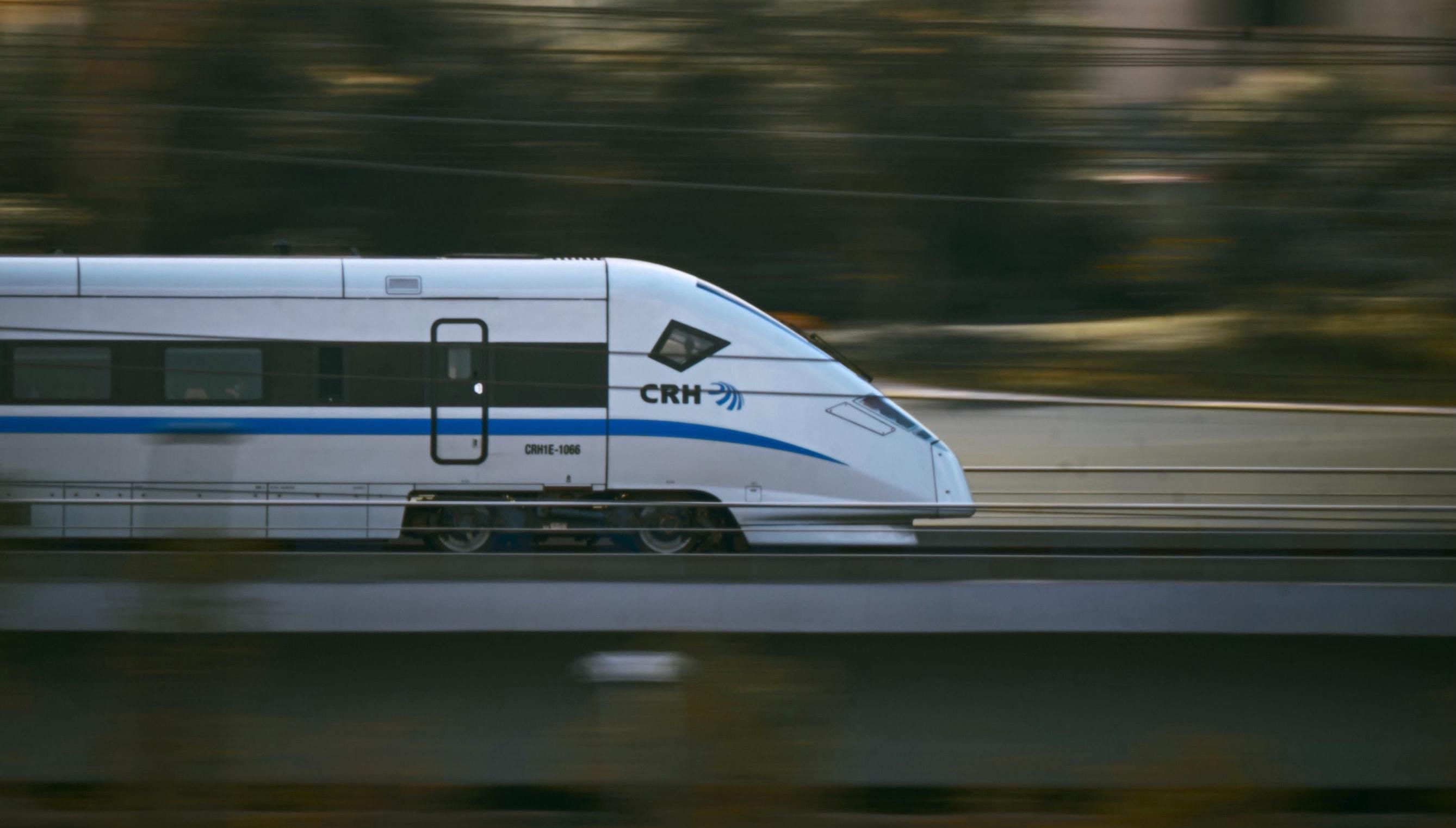 Pré-publicação de "Bullet Train". De Tóquio a Morioka, são três horas de distância — e cinco assassinos a temer