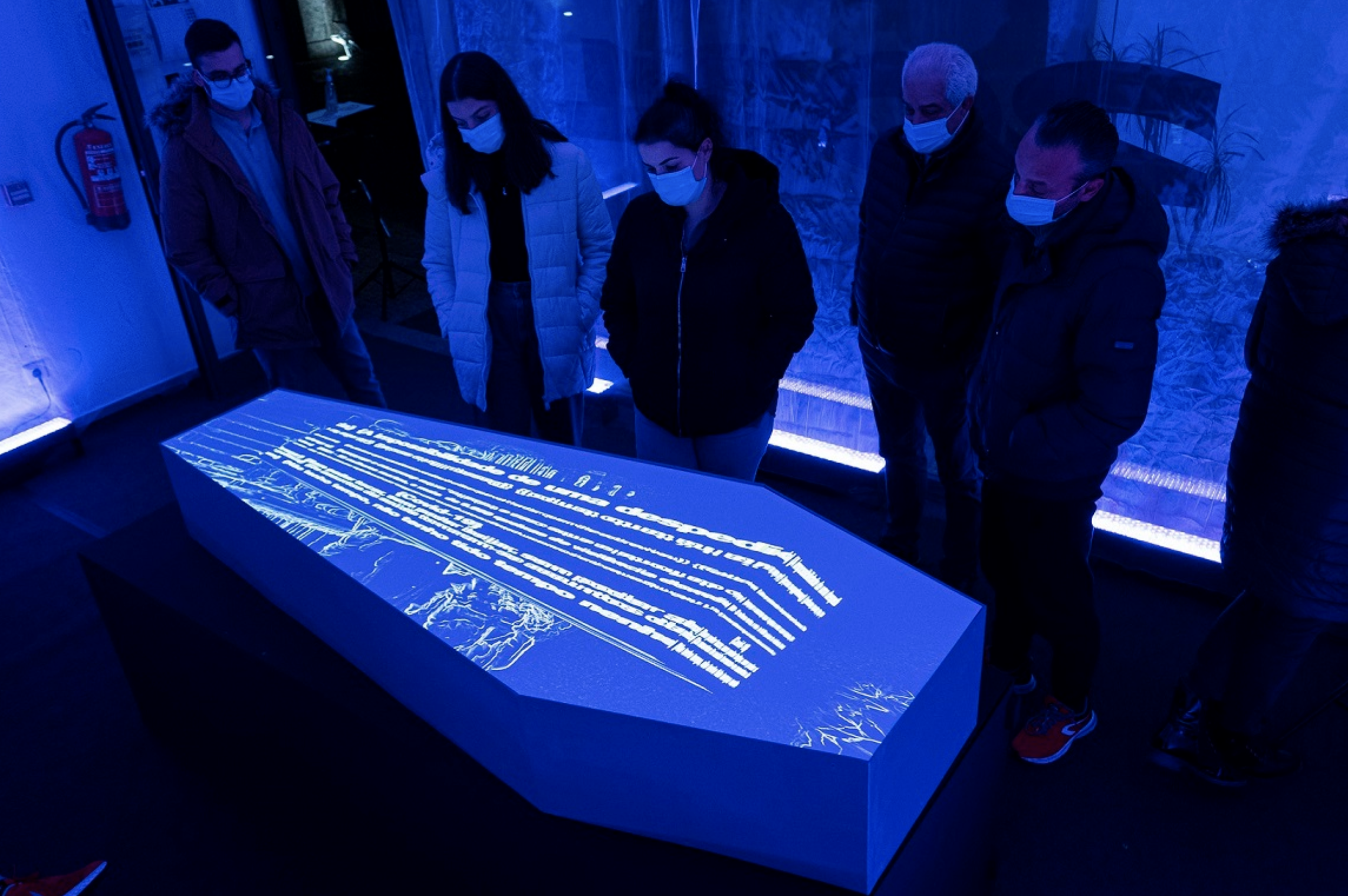 “Aqui Jaz 2021”. A exposição que recebe os desabafos dos visitantes sobre mais um ano em pandemia