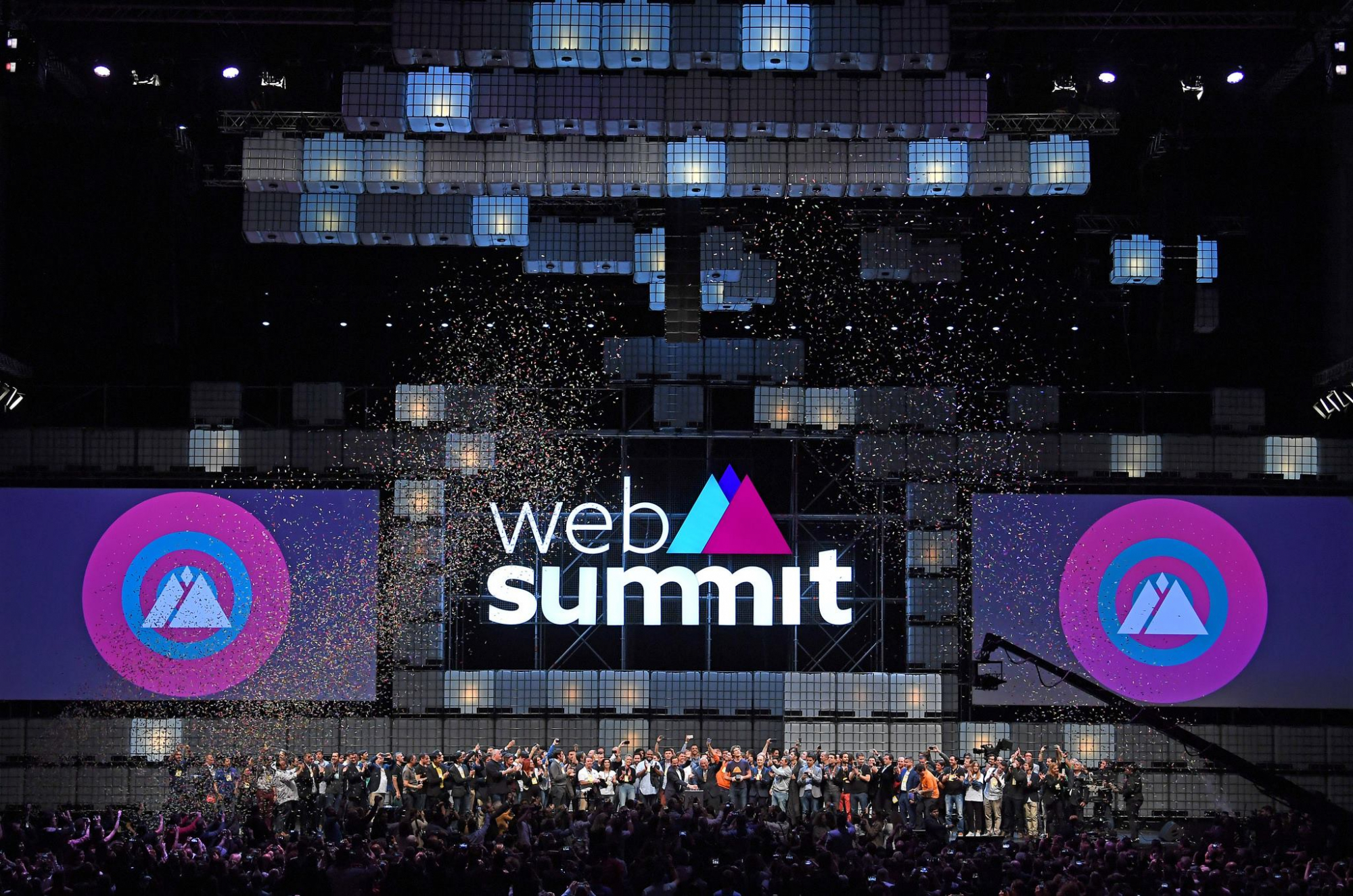 Web Summit. Especialistas revelaram quais são os 5 novos smartphones que tem de comprar