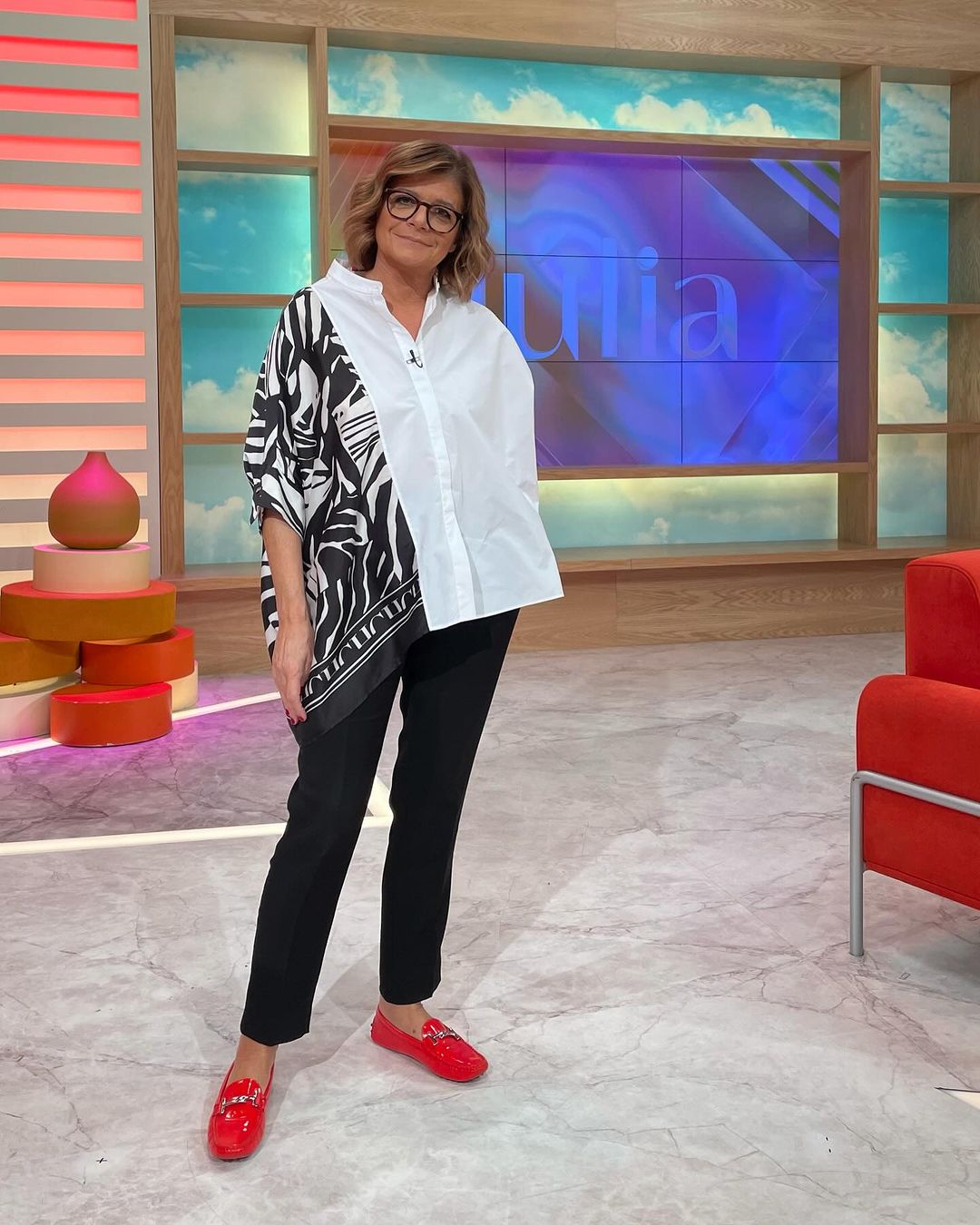 Júlia Pinheiro tem novo projeto só para mulheres. “Não é um palavrão. Às vezes, ainda é só vergonha”