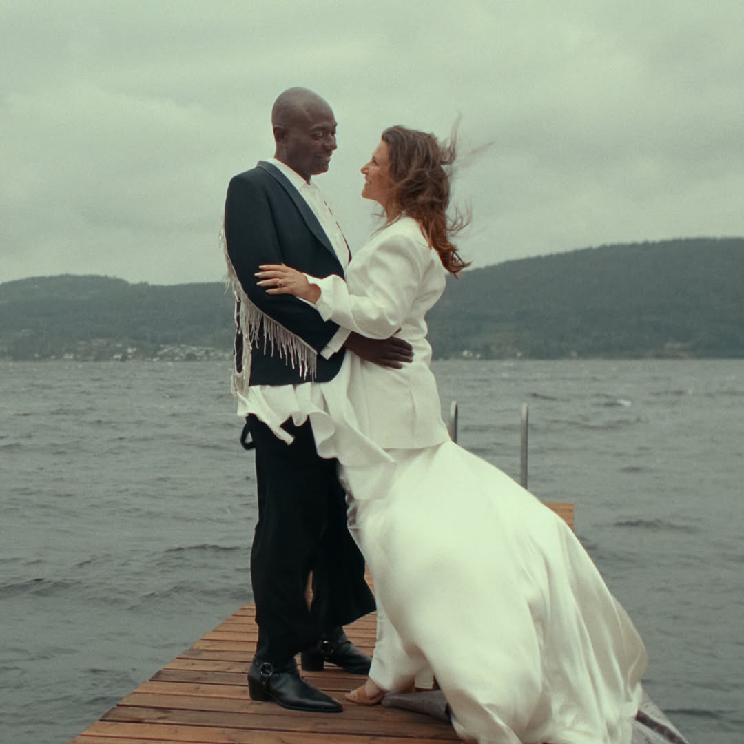 Polémico casamento da princesa da Noruega com xamã bissexual é o mote do novo documentário da Netflix