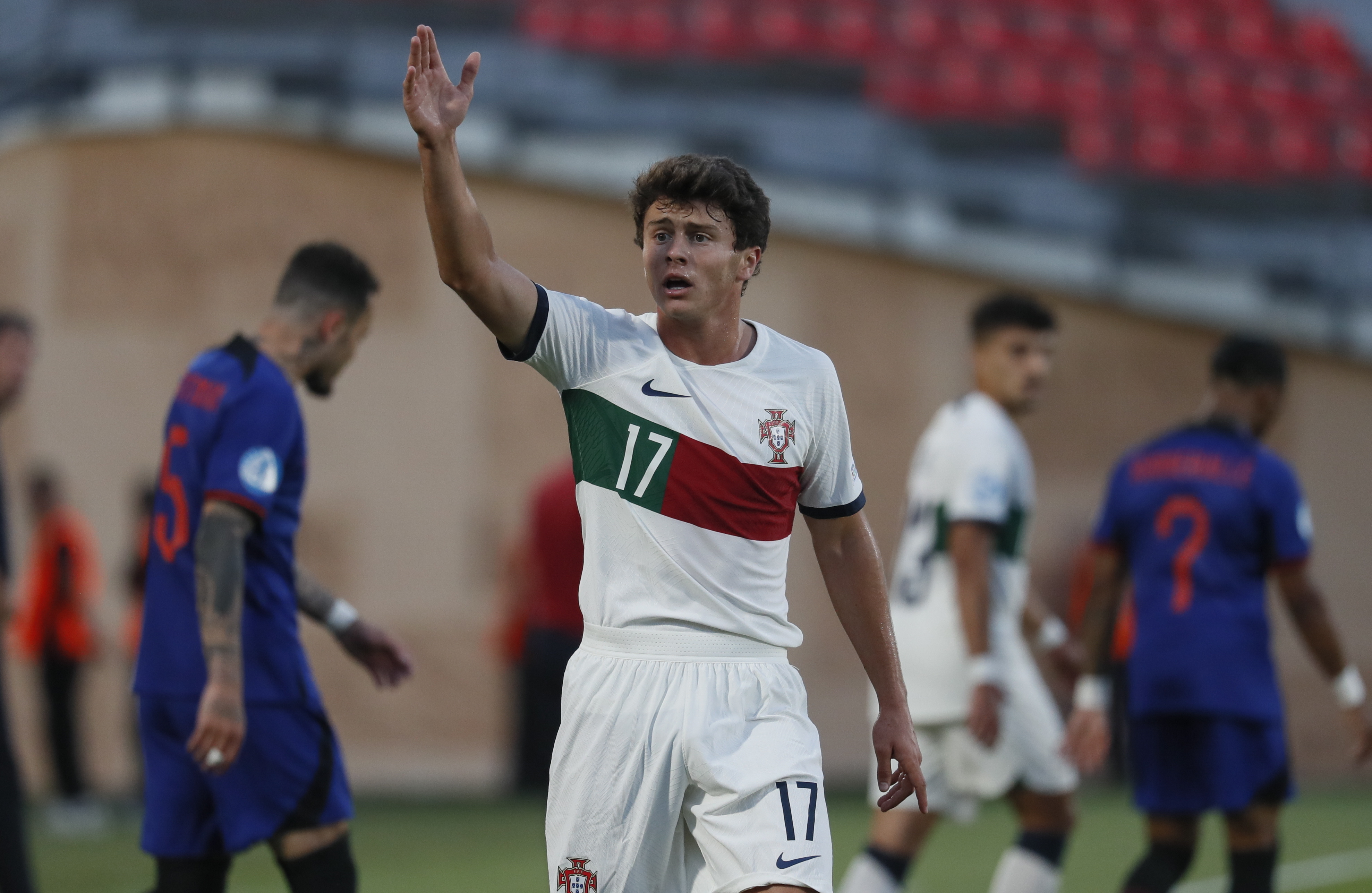 Sub-21 de Portugal vence Roménia em jogo particular com dois golaços - EURO  Sub 21 - SAPO Desporto