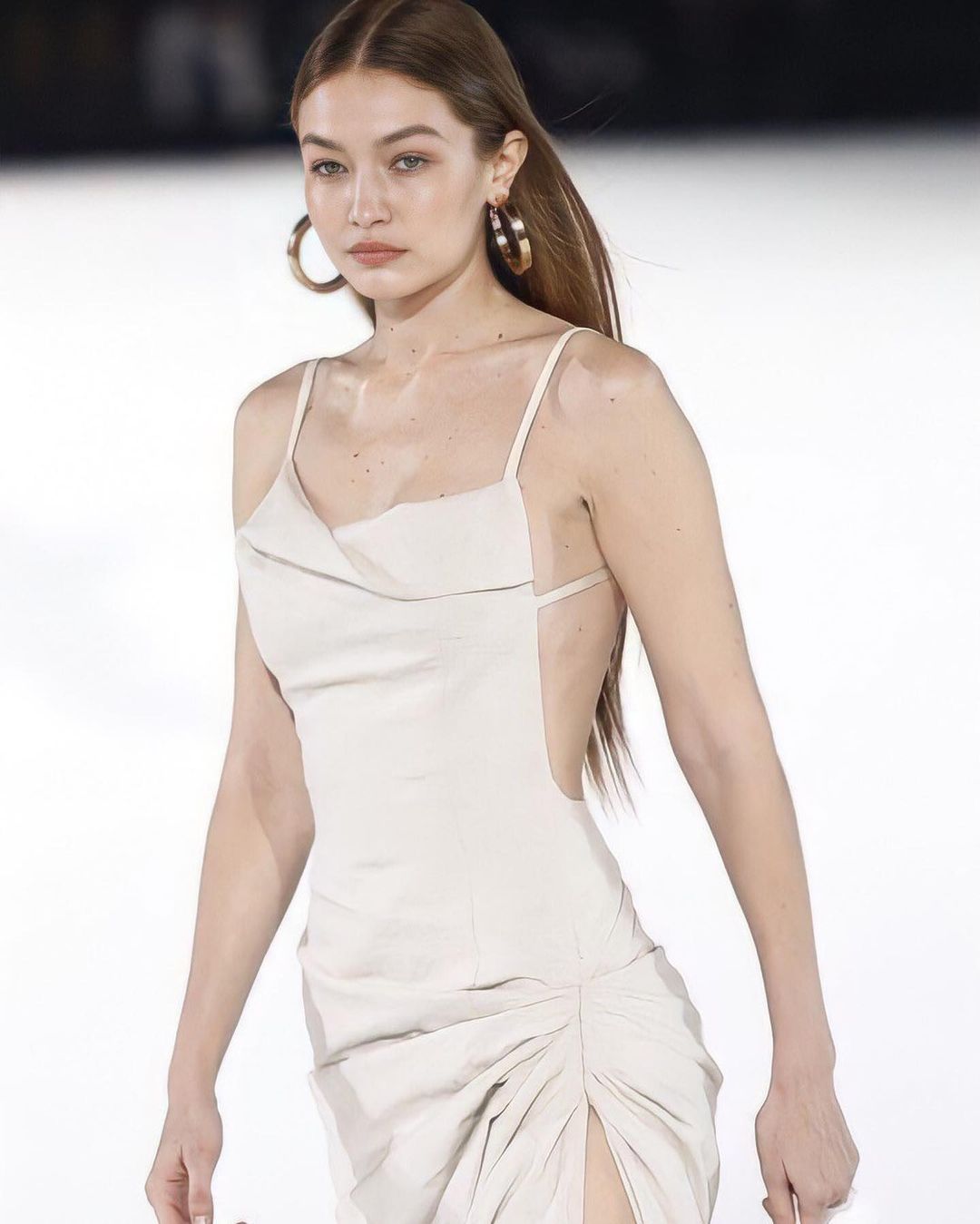 De modelo a designer. Vem aí Guest in Residence, a nova marca de Gigi Hadid