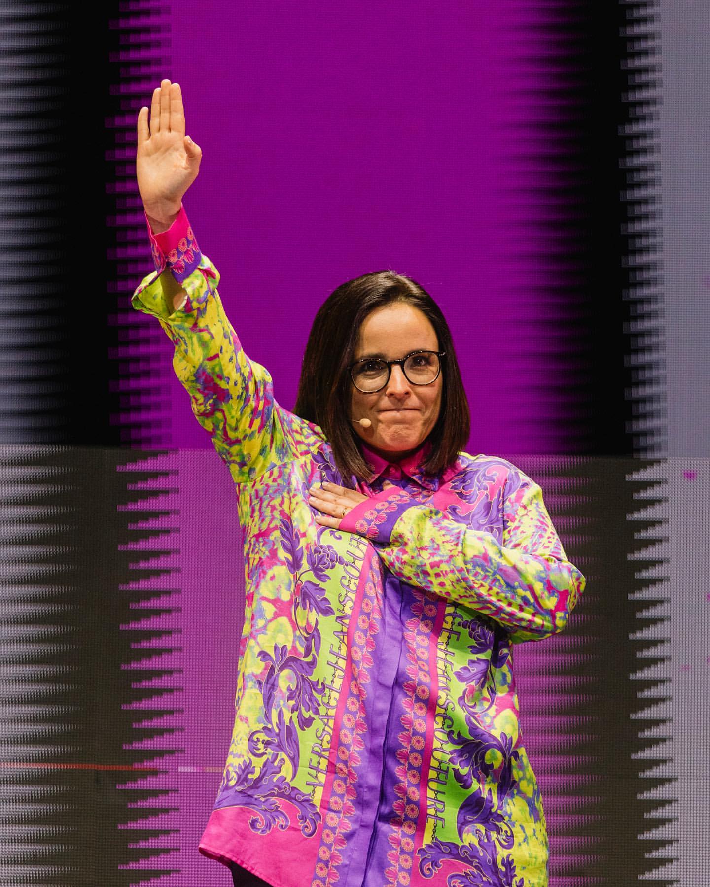 “Desconfia” de Joana Marques chega ao streaming. Saiba quanto custa ter acesso ao espetáculo