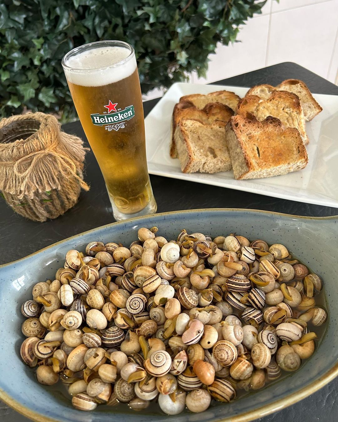 5 sítios para comer uns belos caracóis este fim de semana (sem esquecer as torradas e a cerveja)