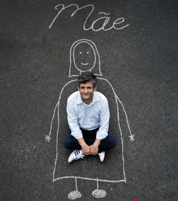 Porque é que não pode mesmo perder o espetáculo de stand up do maior humorista português (entre aqueles que ninguém conhece)