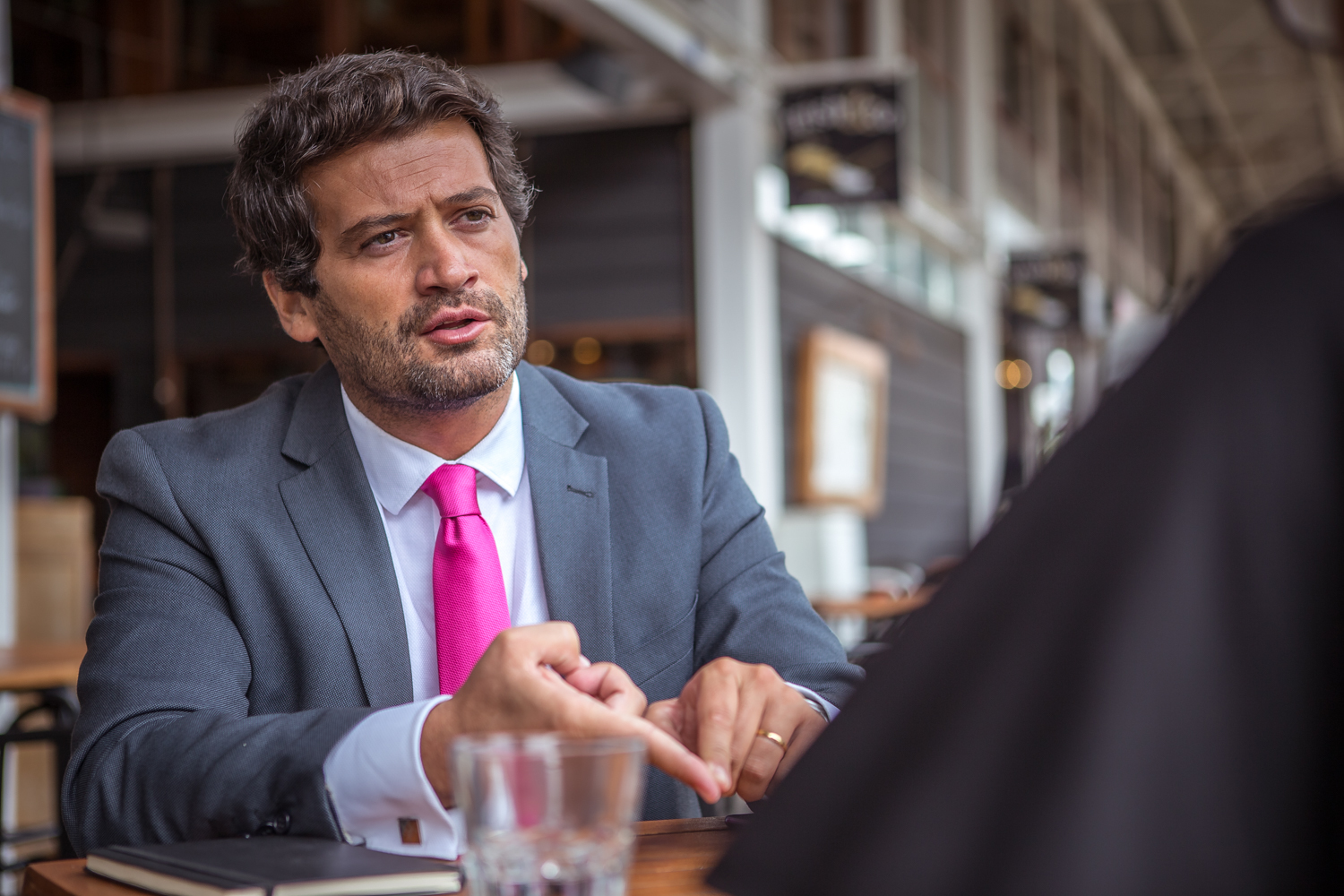 Se as legislativas fossem agora, PS ganhava (com uma ligeira queda) e Chega subia