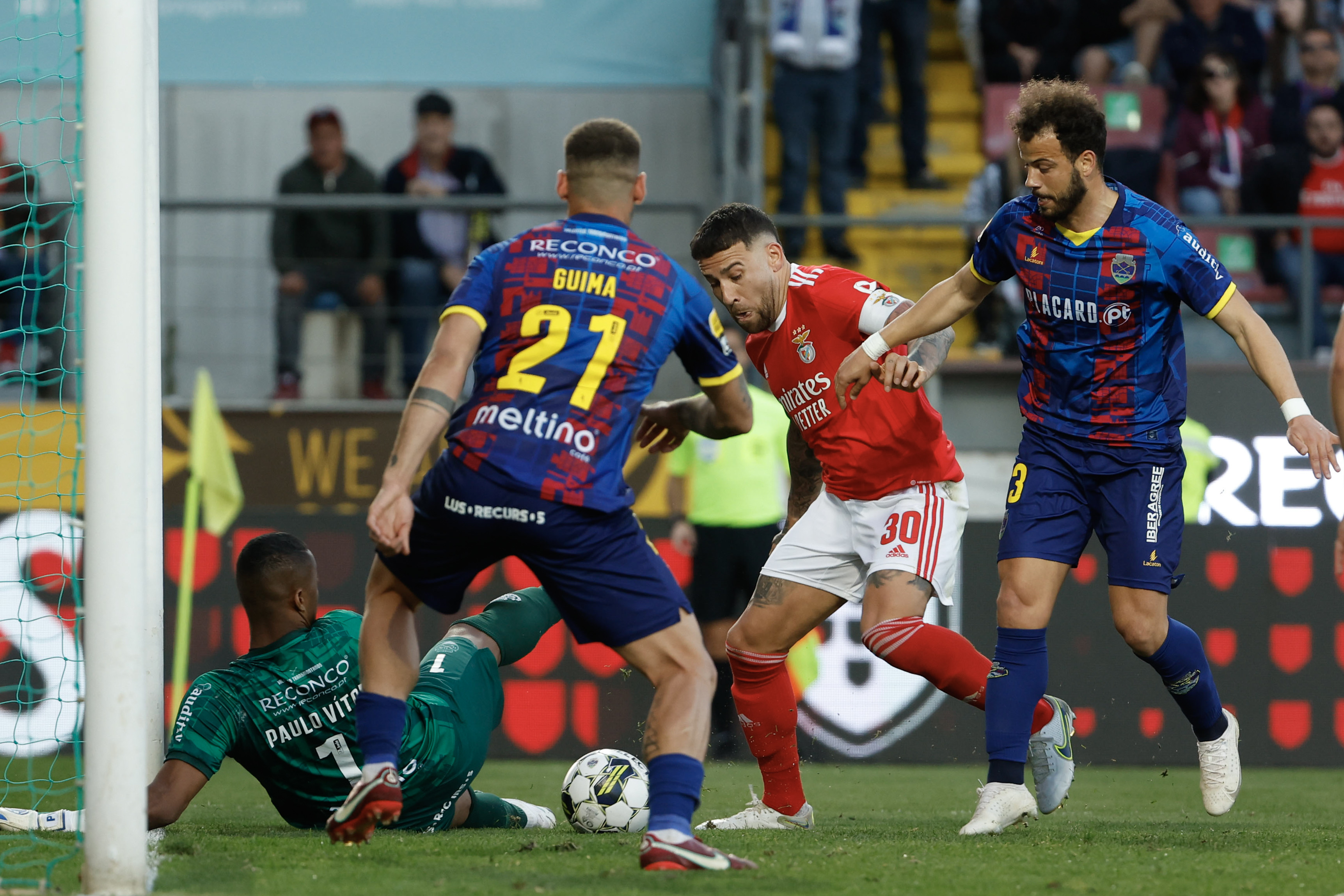 Chaves-FC Porto, 1-3: 'jogo cão' só no fim conheceu o dono - Liga Betclic -  Jornal Record