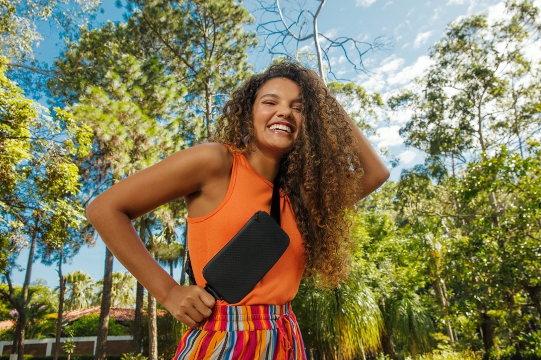 A nova bolsa 3 em 1 da Havaianas vai ser a sua melhor amiga nos festivais de verão (e há mais novidades)