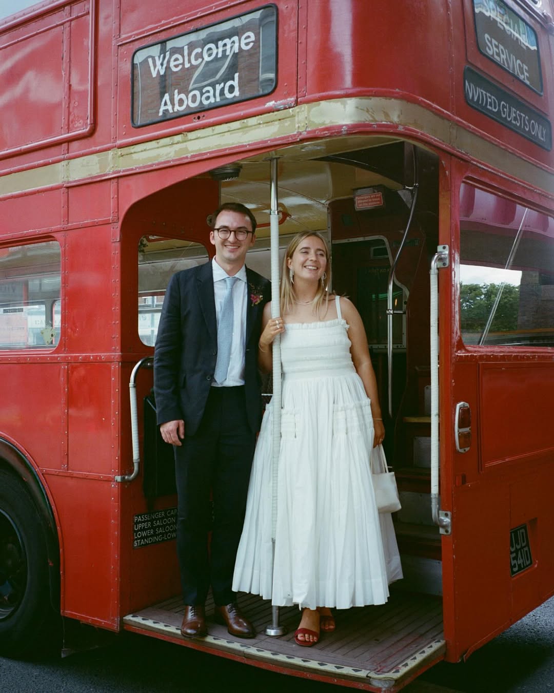 Bran Stark, de “A Guerra dos Tronos”, casou-se aos 26 anos. Veja as fotos do enlace de Isaac Hempstead Wright
