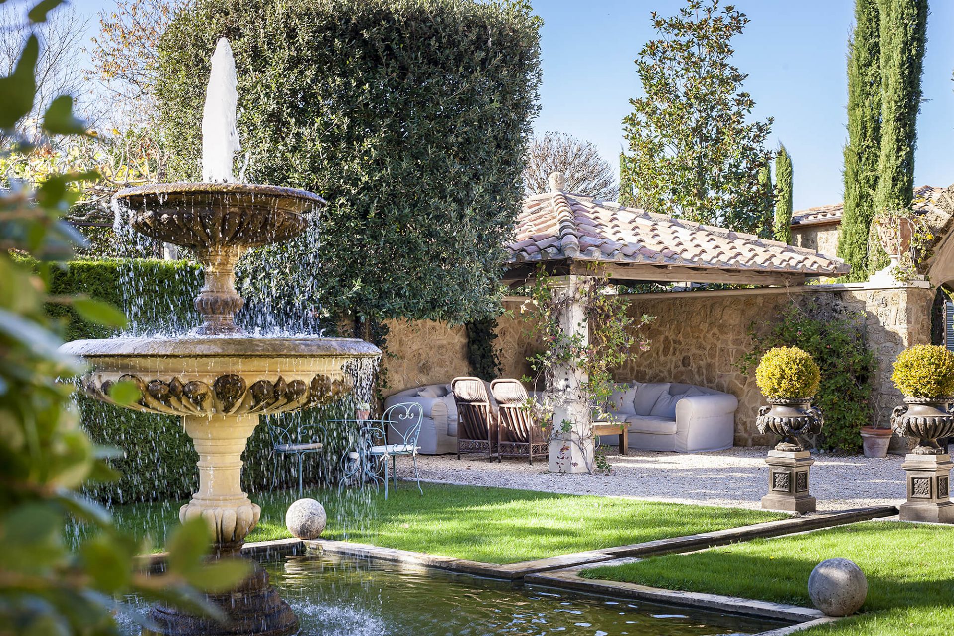 Encontrámos em Itália o verdadeiro paraíso na Terra (com jardins e piscinas privadas)