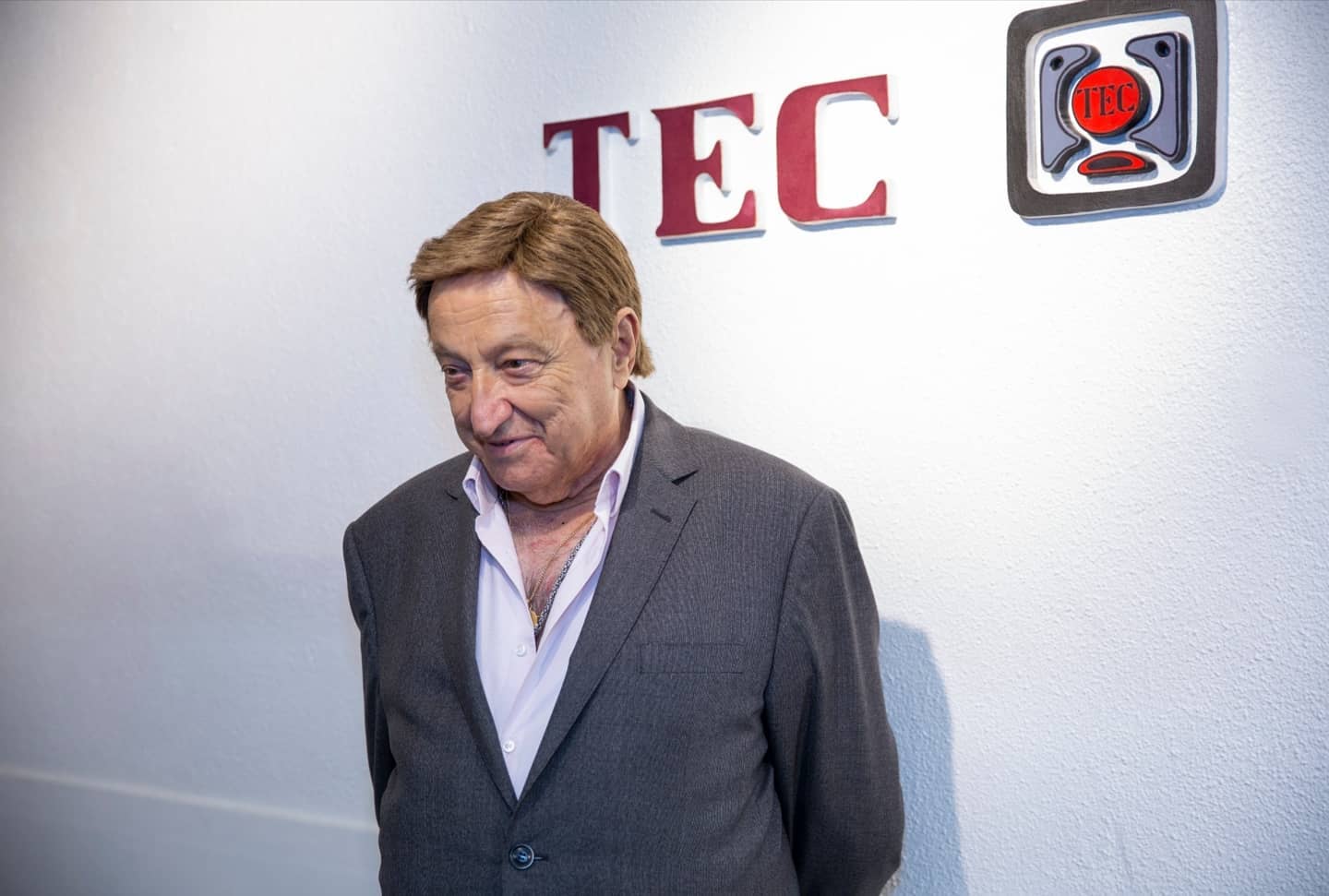 Morreu o encenador Carlos Avilez. Veja as reações e homenagens dos famosos