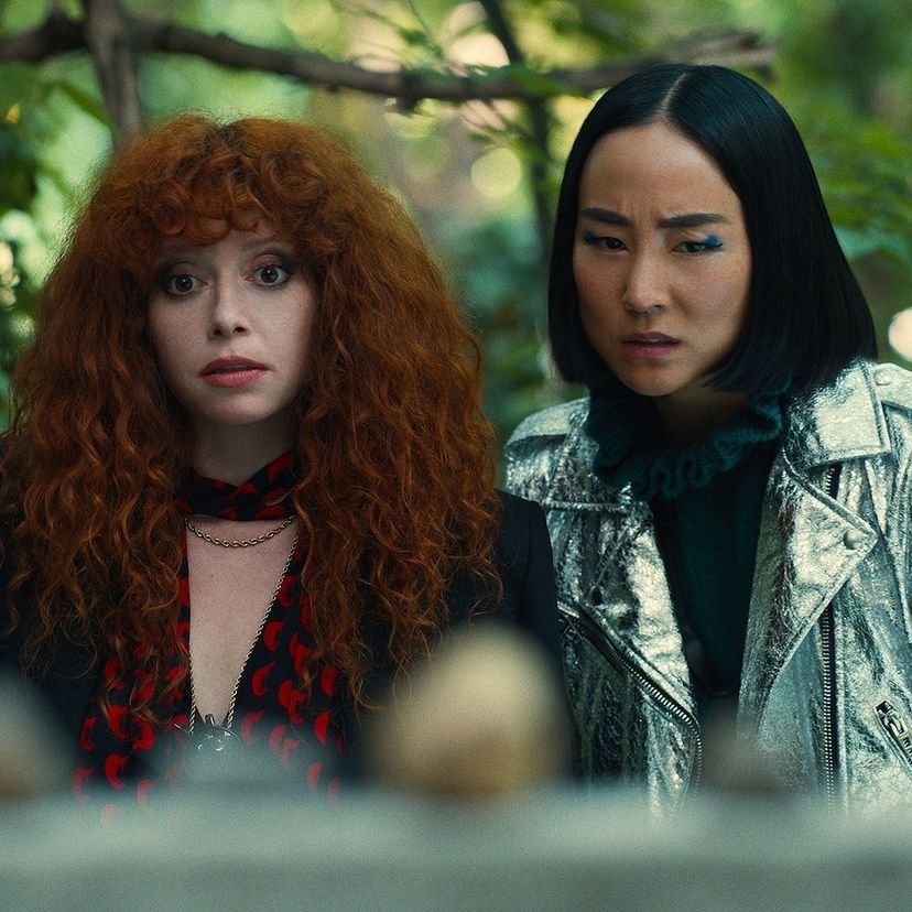 Prepare-se para a repetição do tempo. Segunda temporada de “Russian Doll” acabou de estrear na Netflix