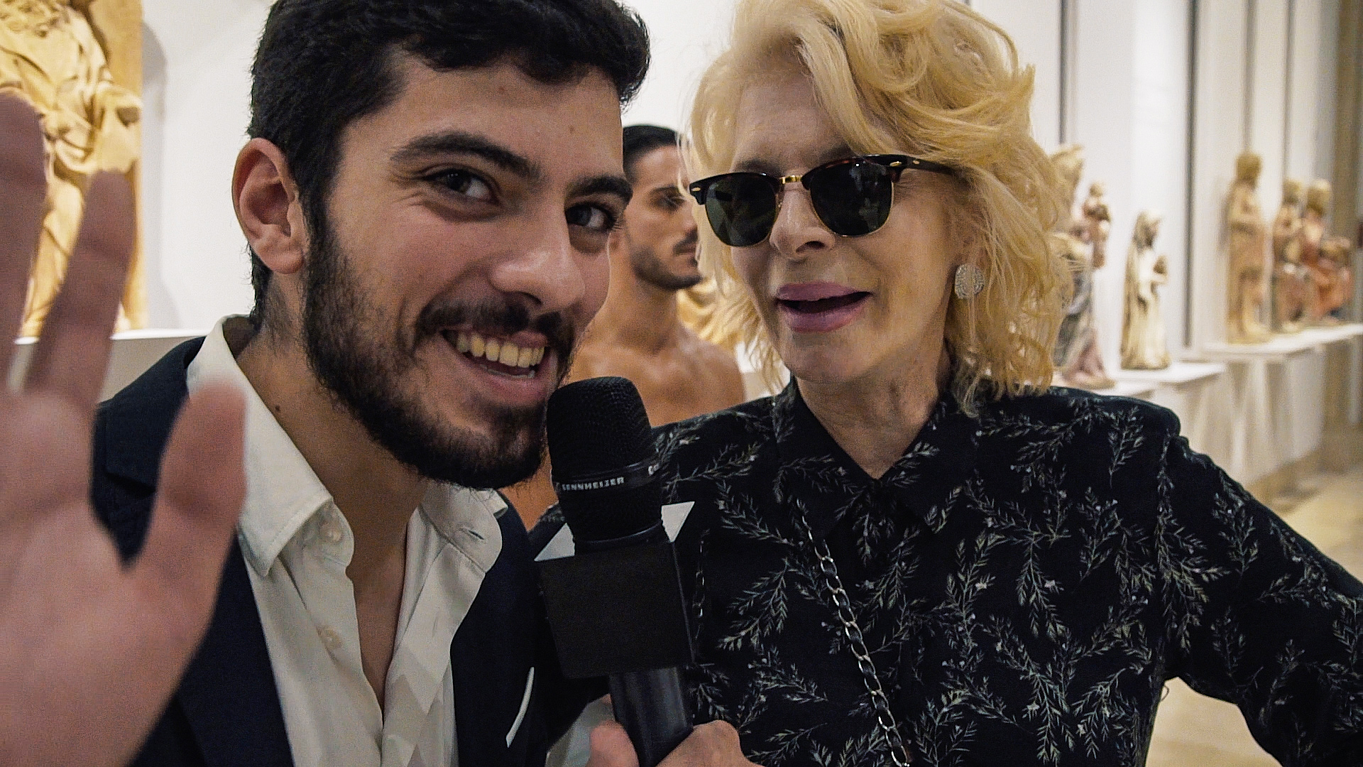 Humorista disfarçou-se de repórter e fez estragos na ModaLisboa