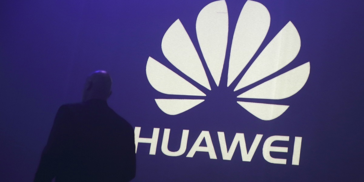 Parlamento Europeu suspende acesso de representantes da Huawei como medida de precaução