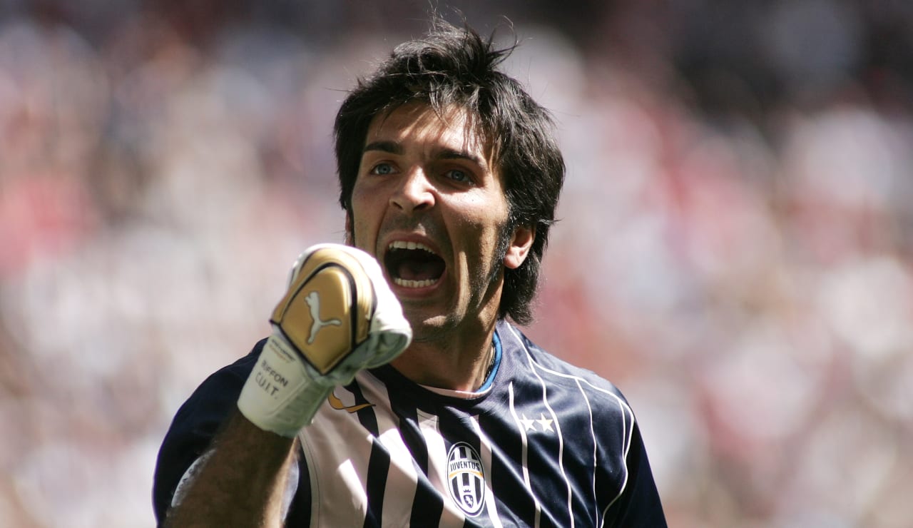 Oficial. Gianluigi Buffon arruma as luvas e despede-se dos relvados