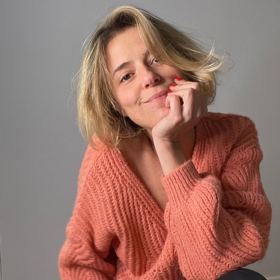 Leonor Poeiras acusa psicanalista de assédio. Especialista diz que foi “a expressão de um sonho”