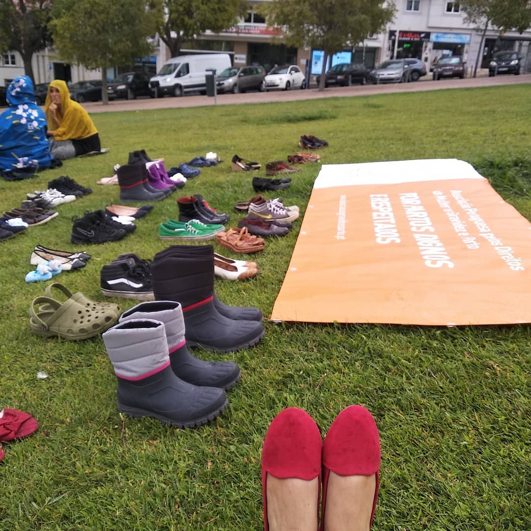 “Mais vale parir no shopping”. Associação em protesto pelo direito a acompanhante no parto