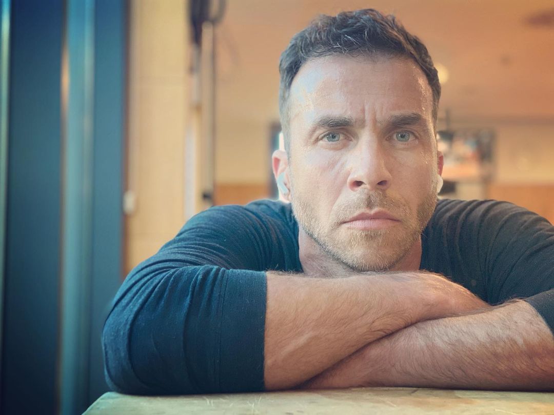 Renato Godinho. “O que tenho a resolver com as personagens resolvo no palco ou no plateau”