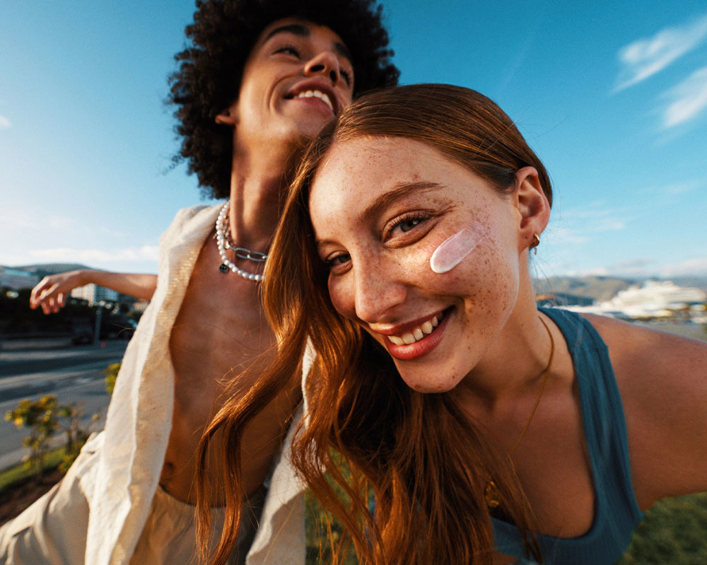 Este creme clássico da Nivea tem uma nova versão com proteção solar (e não chega aos 4€)