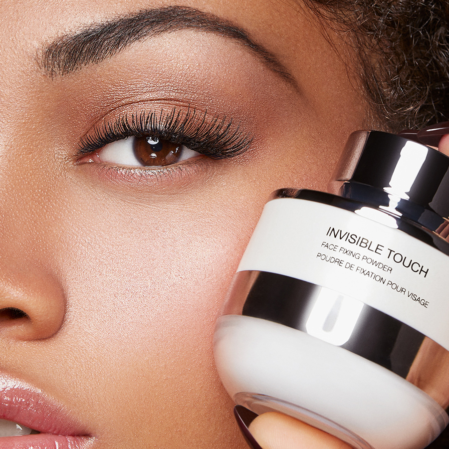 Este novo pó matificante de 14,99€ está a fazer furor no Tiktok. Saiba de onde é