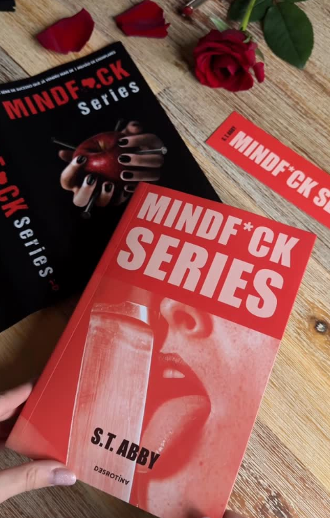 O dark romance que conquistou o BookTok chega numa edição imperdível. Saiba tudo sobre “Mindf*ck Series”