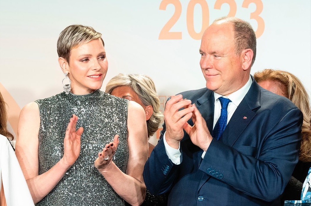 Charlene do Mónaco já não está loira. Princesa estreia novo visual e não está a agradar a todos