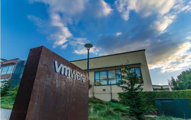CE receia que soluções da VMware saiam do mercado e aprofunda investigação ao negócio com a Broadcom