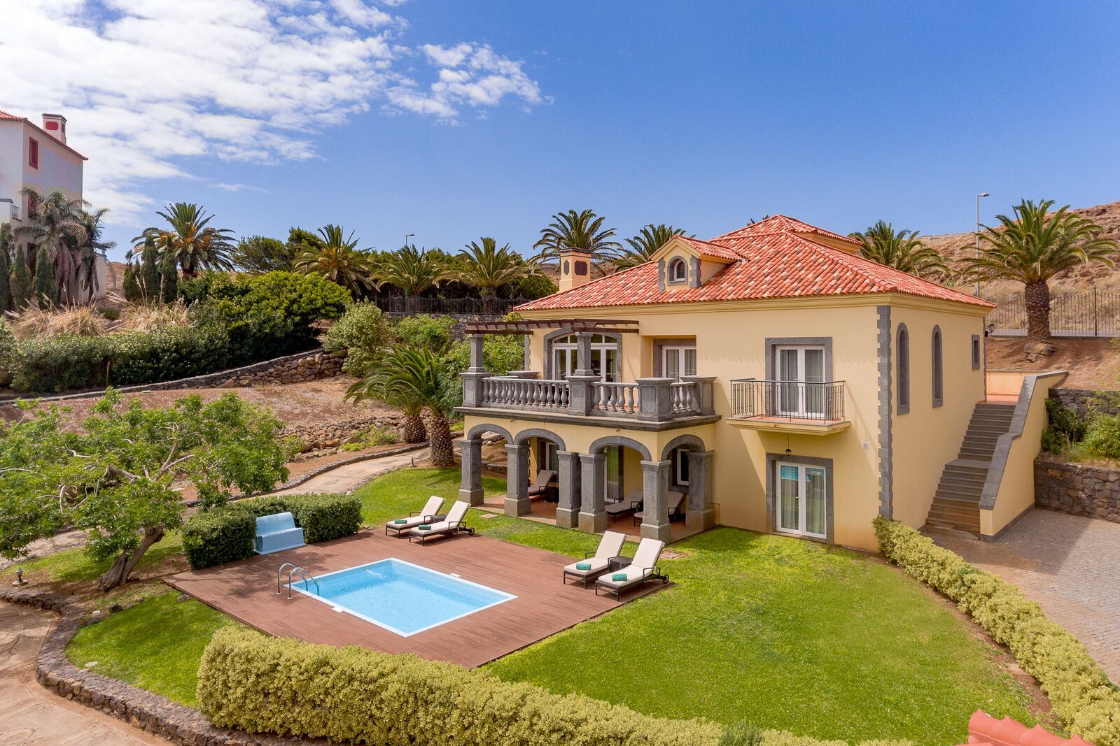 Hotéis oferecem uma noite de descanso aos profissionais de saúde