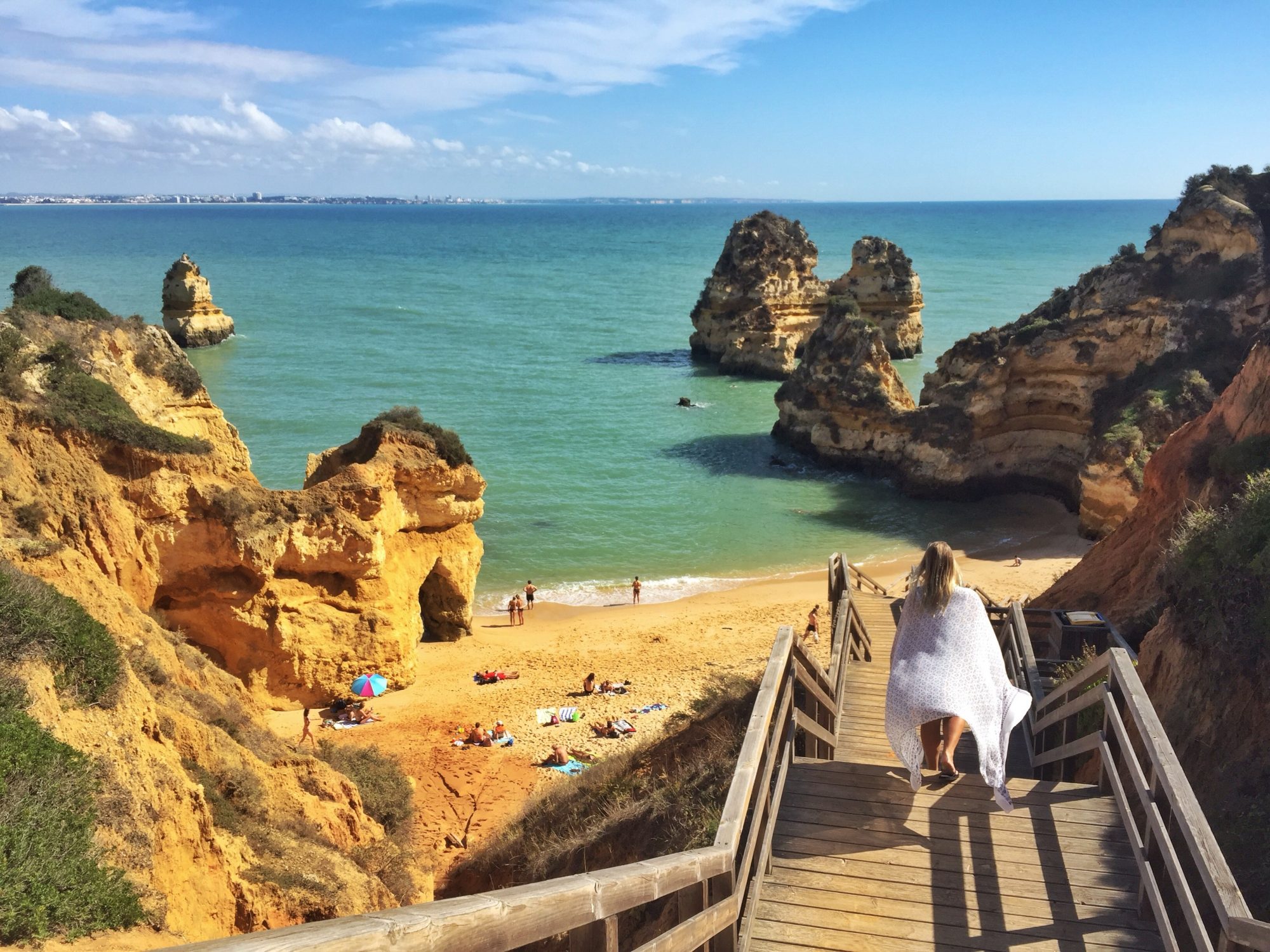 Este verão já pode chamar um Cabify no Algarve