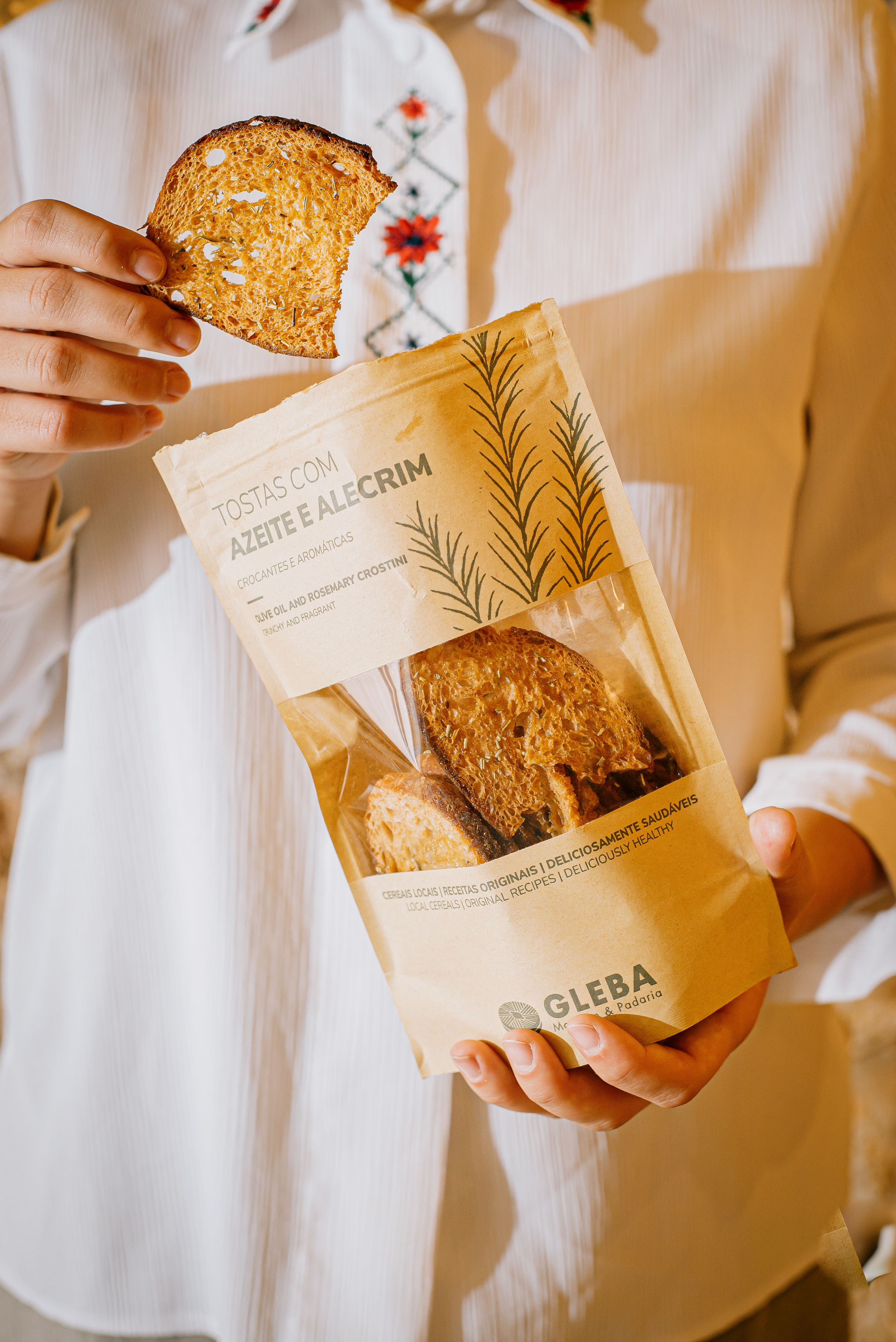 Das tostas de alecrim e azeite à foccacia de cebola caramelizada, a Gleba sobe a fasquia dos almoços de verão