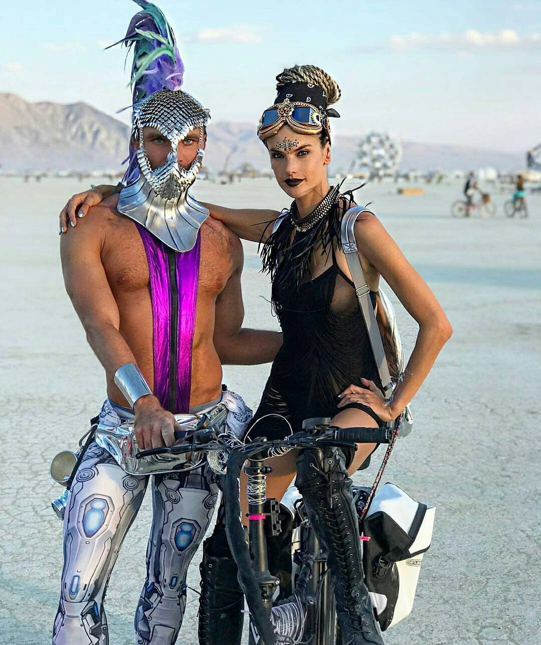 Burning Man. 12 looks excêntricos do festival mais louco de sempre