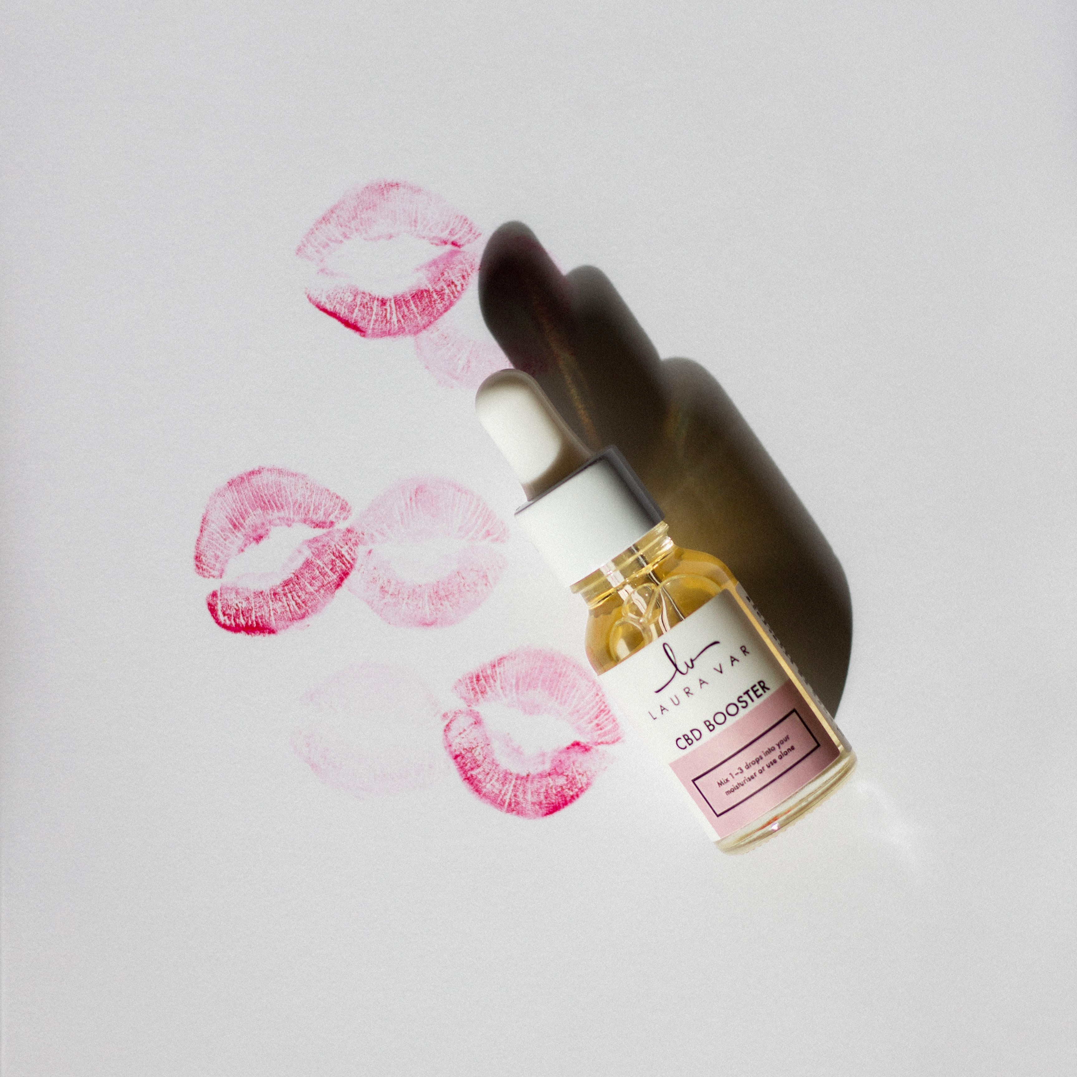 Marca portuguesa Laura Var abre pop-up store em Lisboa (e visitantes têm desconto). Saiba onde fica o espaço