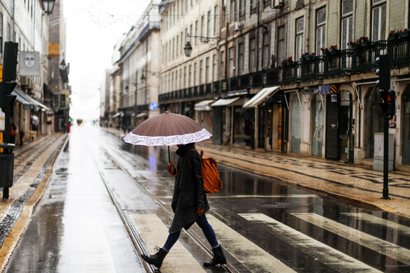 Quem for apanhado a infringir o confinamento terá de pagar multa na hora