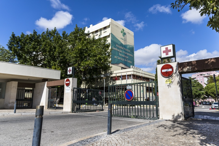 Médica interna do Hospital de Faro denuncia 11 situações de negligência médica por parte de um cirurgião