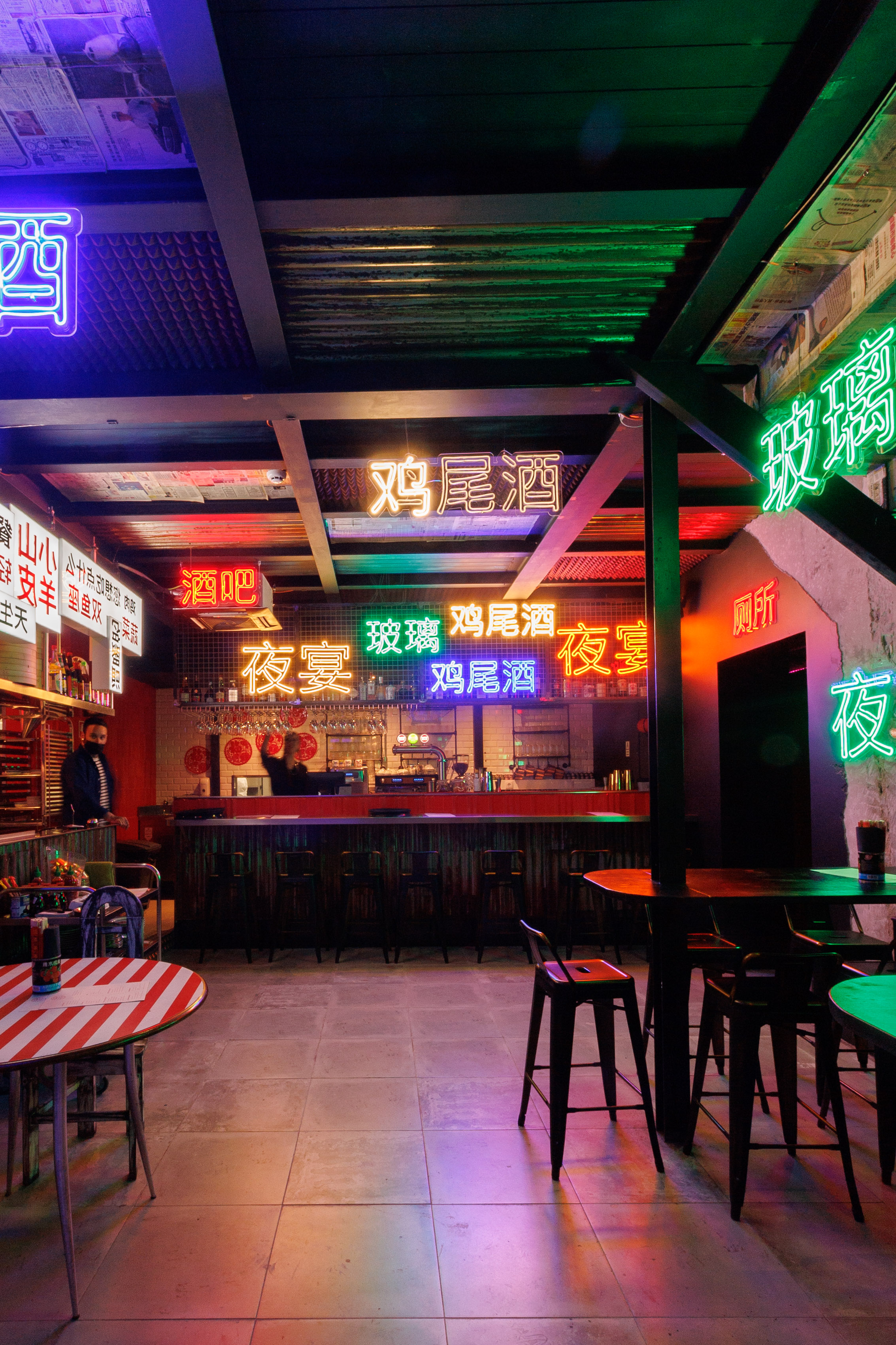 Golden Vista. Já pode ir às Docas e sentir que está na China (com street food e karaoke à mistura)